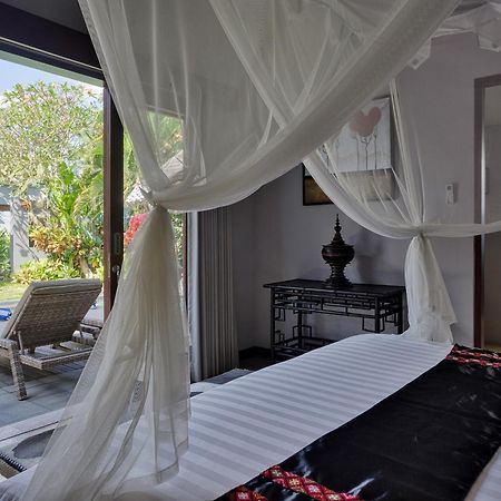 Jabunami Villa Canggu Exteriör bild