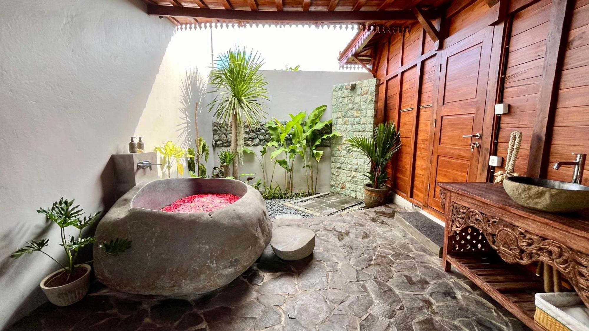 Jabunami Villa Canggu Exteriör bild